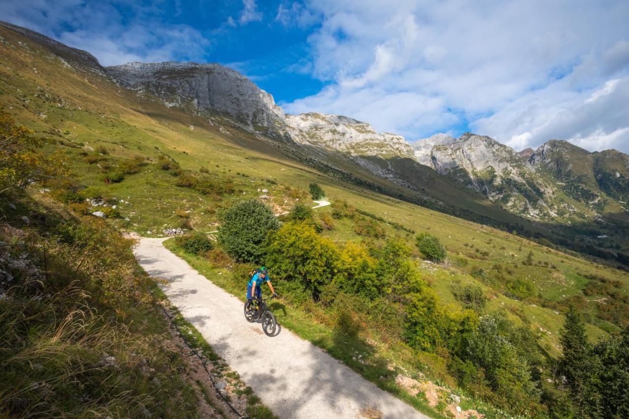 Nebesa Chalets Kobarid Exteriér fotografie